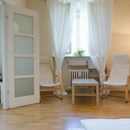 Goodnight Warsaw Apartments - Wspolna 69 Bagian luar foto
