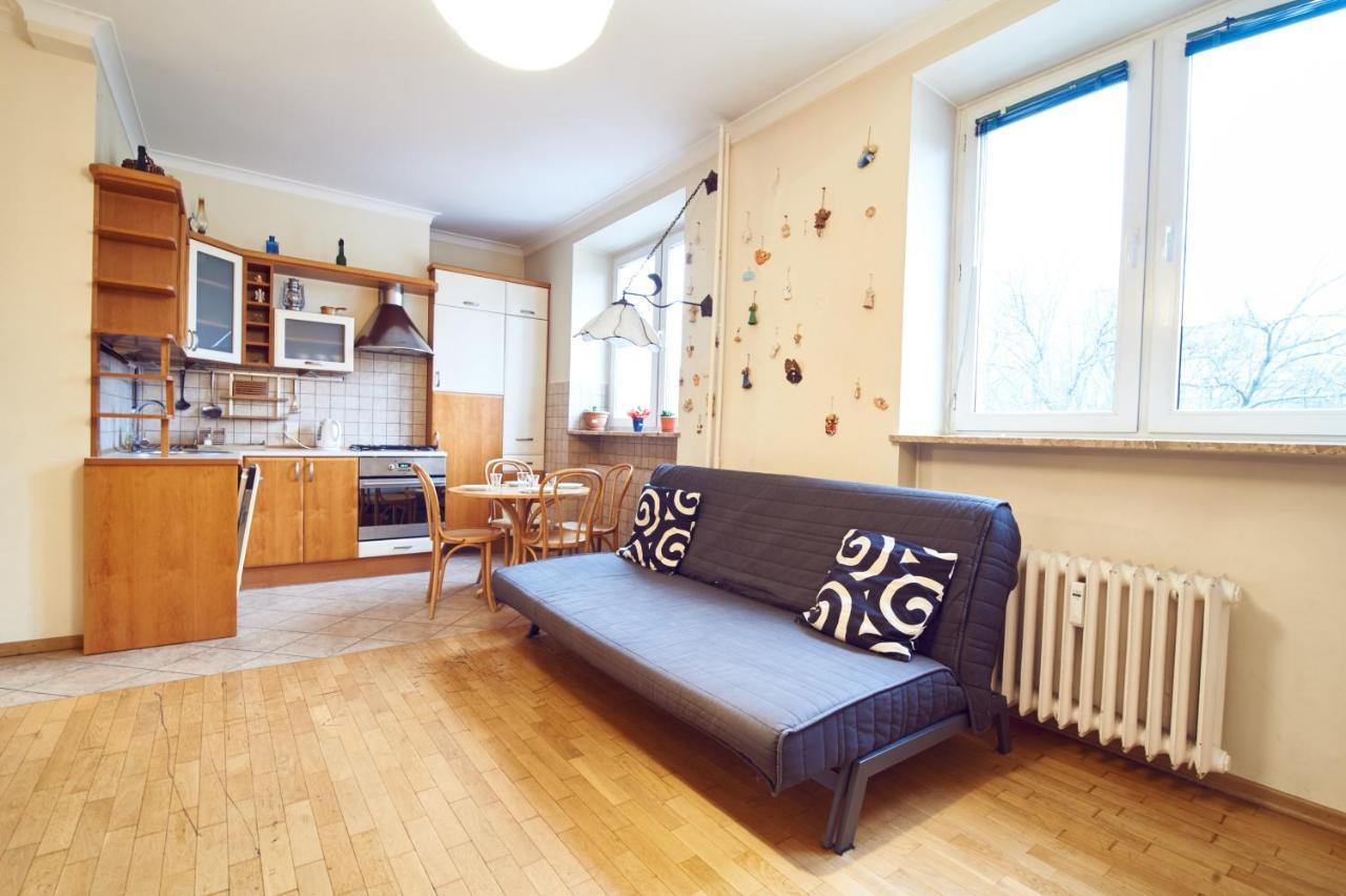 Goodnight Warsaw Apartments - Wspolna 69 Bagian luar foto